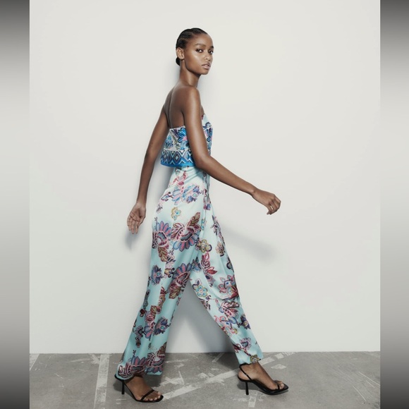 ZARA- STRAPLESS PRINTED JUMPSUIT - Picture 5 of 6